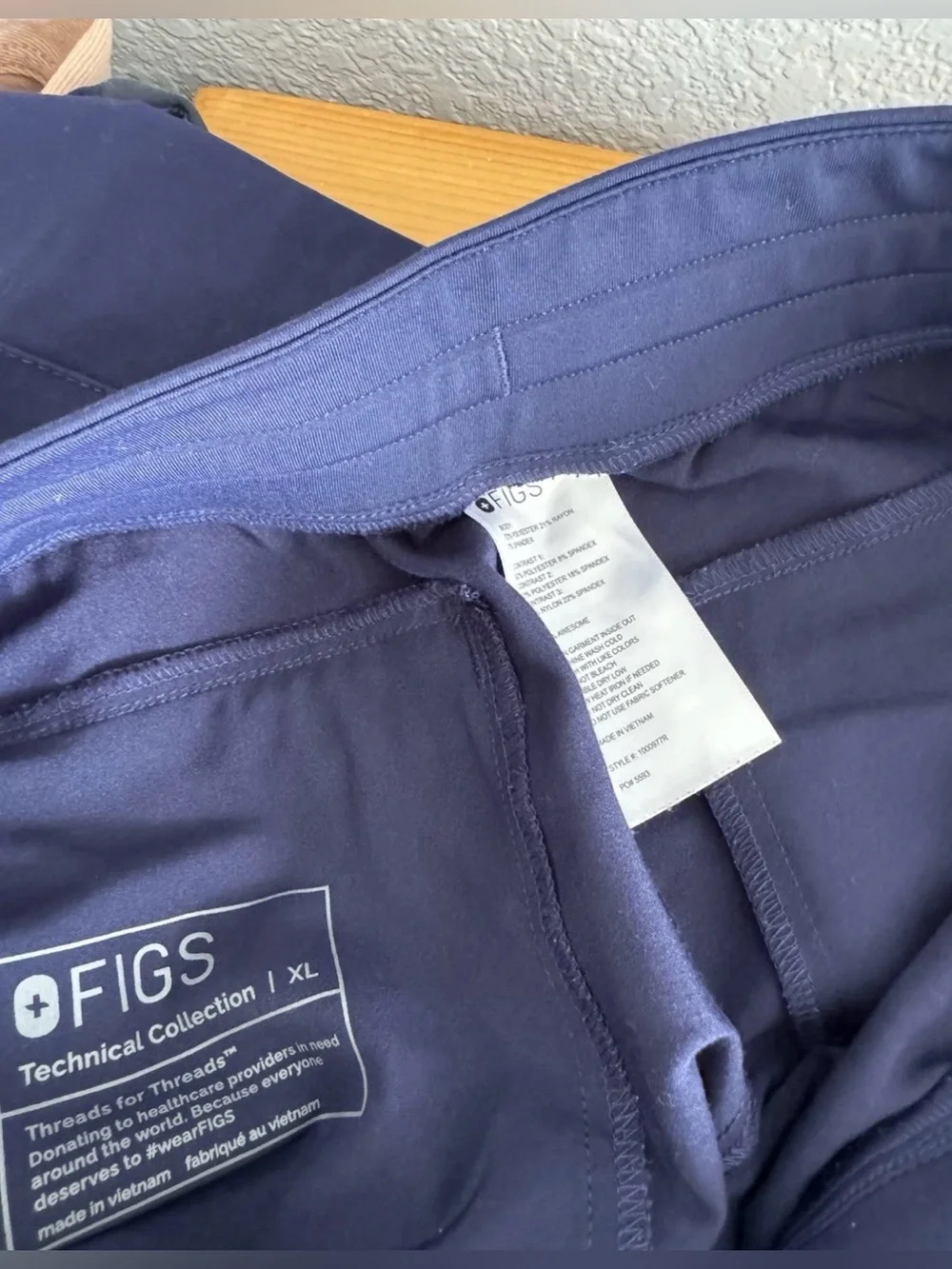 FIGS Mens Cairo Cargo Scrub Pants Navy Medical Doctor Nurse Hospital XL